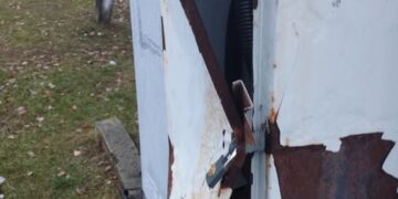 Ящик із приладом обліку вуличного освітлення пошкодили в громаді — Новости Черкасс
