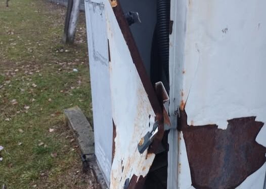 Ящик із приладом обліку вуличного освітлення пошкодили в громаді — Новости Черкасс