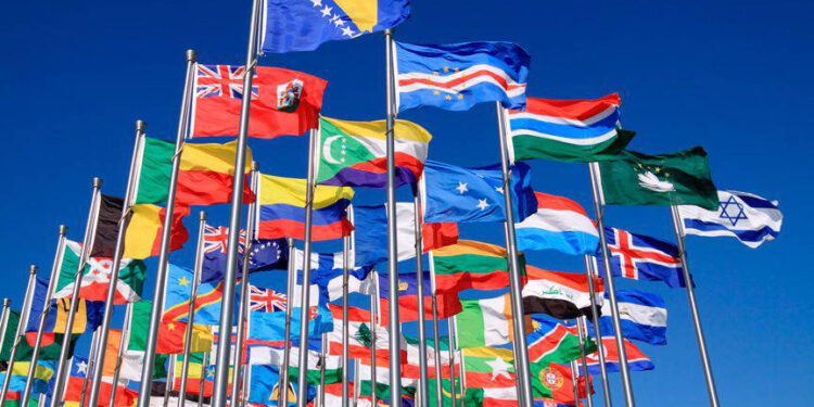 Кольори в традиціях і політиці. Від Китаю та ісламу до Чорного Сонця єзуїтів та масонських триколорів