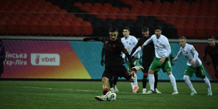 «Кривбас» виграв четвертий матч поспіль і взяв реванш у «Карпат» за поразку у Львові