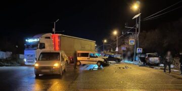 Масштабна ДТП – на Тернопільщині зіштовхнулися 5 авто 20.12