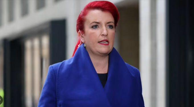 Міністр транспорту Великобританії пішла у відставку через дрібний обман – Экономика