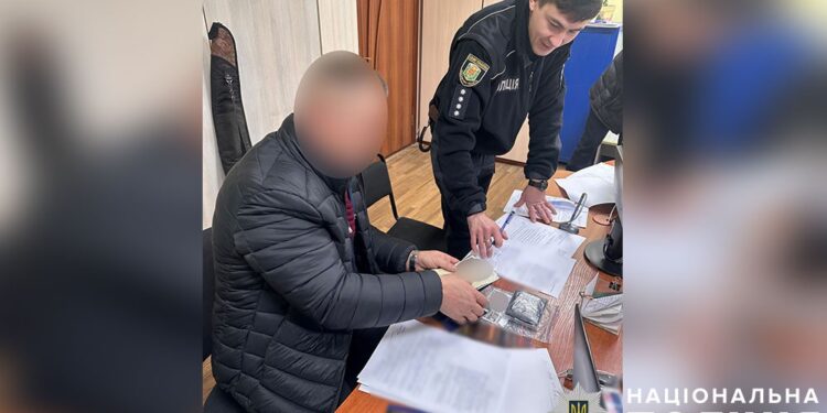 На Полтавщині декларують зброю