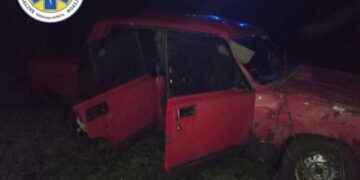 На Золотоніщині авто злетіло в кювет: одного із учасників ДТП госпіталізували 