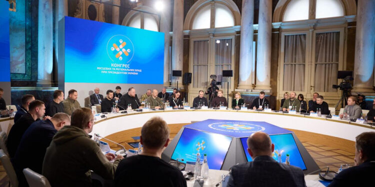 Питання оборони країни: що обговорювали під час конгресу місцевих і регіональних влад при Президентові України (ФОТО)