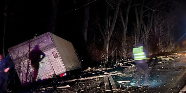 П’яний водій вантажівки в’їхав у підводу: кермувальник гужового транспорту загинув на місці —Хмельнитчина