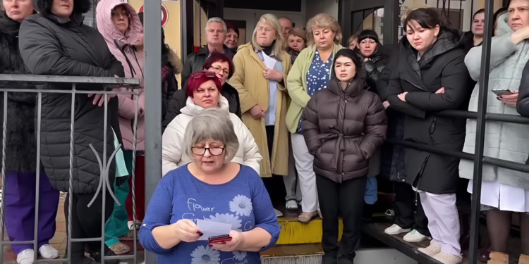 Працівникам Полтавської ЦРЛ запропонують до 170 вакансій