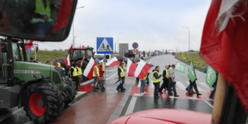 Протести польських фермерів: кордон з Україною можуть перекрити у грудні | |