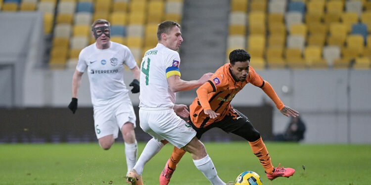 «Шахтар» в матчі з «Ворсклою» оновив рекорд сезону в УПЛ за кількістю обведеннь