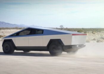 Tesla представила мініатюрну копію електропікапа Cybertruck — АВТО