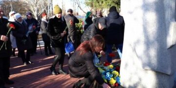 У Миколаєві вшанували подвиг ліквідаторів аварії на Чорнобильській АЕС » Миколаївський Оглядач