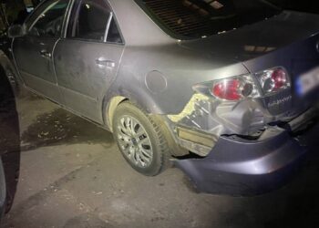 У Рівному нетвереза водійка в’їхала у припарковане авто