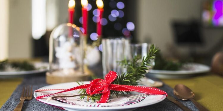 У скільки обійденться новорічний стіл для запоріжців в цьому році – розрахунок від науковців | Новости Запорожья