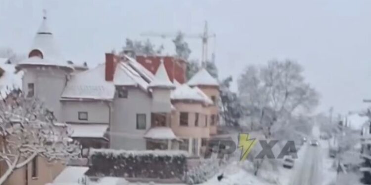 У Тернополі ДТП: авто злетіло з дороги (відео) | Терміново новини Тернополя