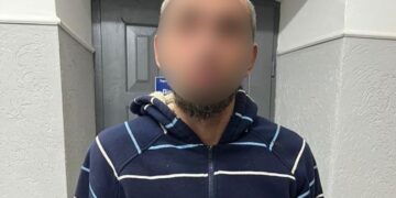 У Тернополі рецидивіст на вокзалі обікрав чоловіка