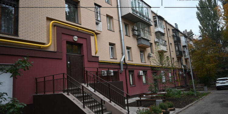 У Запоріжжі поновили відбудову трьох багатоповерхівок, в яких роботи призупиняли через недоброчесного підрядника | Новости Запорожья