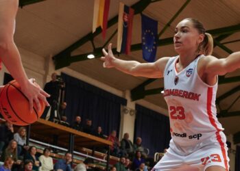 Українки за кордоном: Яцковець набрала 15 очок в CEWL, у Путри 3 очка – Федерація баскетболу України