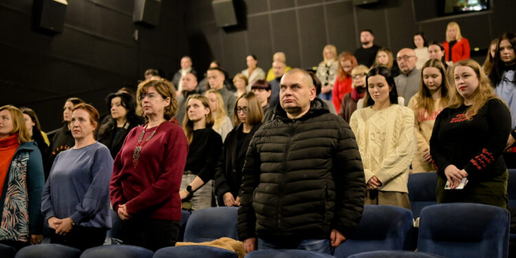 «Уроки щастя» презентували в Полтаві – ПОЛТАВА СЬОГОДНІ