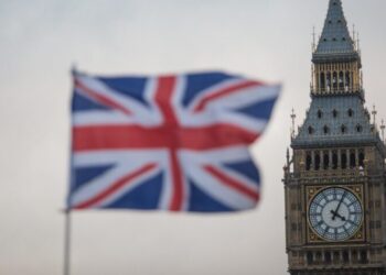 Велика Британія надає Україні $44 млн на відновлення енергетики і вводить нові санкції проти «тіньового флоту» РФ – Экономика