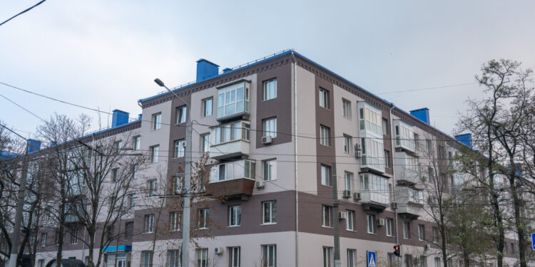 Відбудова у Запоріжжі – на якому етапі роботи в багатоповерхівці на вулиці Незалежної України, 80 | Новости Запорожья