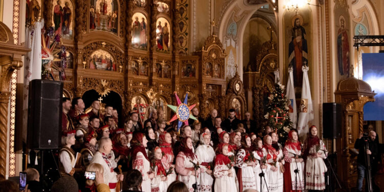 Виступатимуть близько 60 колективів: програма фестивалю “Коляда на Майзлях” в Івано-Франківську