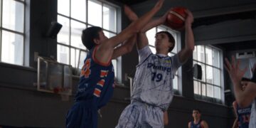 ВЮБЛ серед юнаків 2008 року: дніпровська СДЮСШОР-5 – ДФКС виграла домашній тур – Федерація баскетболу України