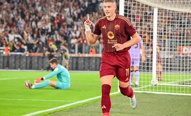 Артем Довбик вошел в топ-10 самых высокооплачиваемых футболистов «Ромы»