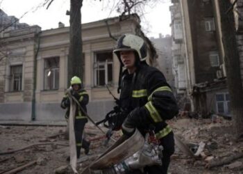 Атака на житлові будинки в центрі Києва: кількість жертв зросла до двох