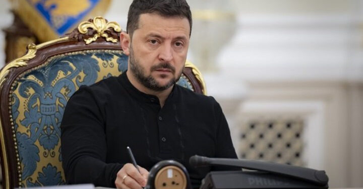 “Це було тупо та безвідповідально”, — Володимир Зеленський про рішення України віддати ядерну зброю