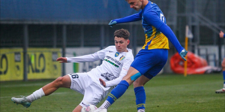 «Динамо» U-19 збільшило число розгромних перемог над «Ворсклою» та «Олександрією»