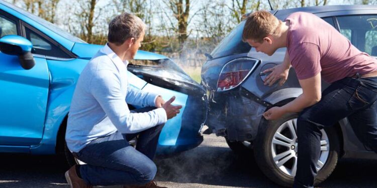 ДТП у Дніпрі: як оформити незначну аварію без виклику поліції |  |