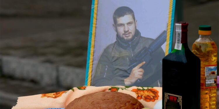 З військовим Давидом Вареничем попрощалися у Кіровоградській області