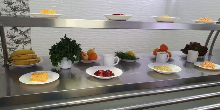 Івано-Франківщина отримає понад 152 мільйони гривень на харчування учнів початкових класів