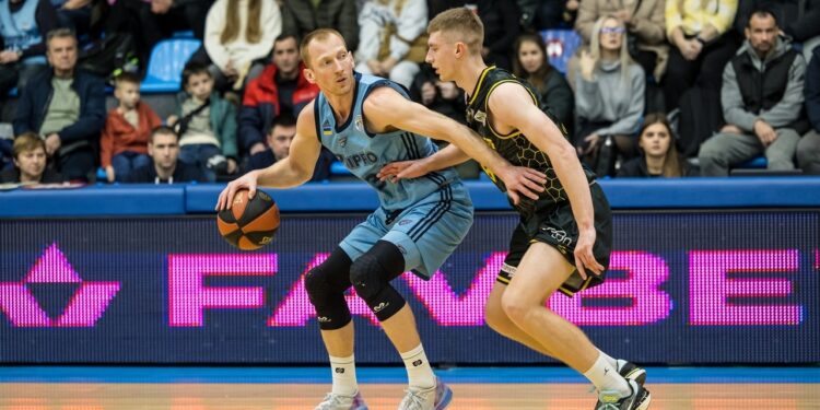 Київ-Баскет проти Дніпра: прев’ю центрального матчу Суперліги Favbet – Федерація баскетболу України