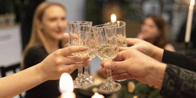 Коли безпечно сідати за кермо після застілля: час виведення алкоголю з організму |  |