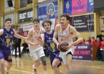 Кривбас в емоційній кінцівці вирвав перемогу у Старого Луцька – Федерація баскетболу України