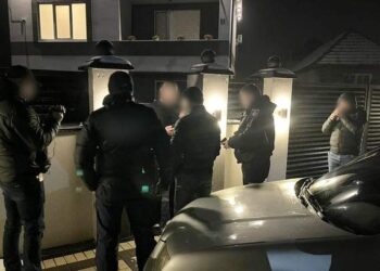 Масштабна спецоперація: поліція проводить понад 200 обшуків :: Інтент :: Суспільно-політичне видання:: Регіональна мережа якісної журналістики