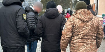 Мобілізаційні заходи: на Івано-Франківщині працівники ТЦК перевіряють туристів гірськолижних курортів (ФОТО/ВІДЕО)