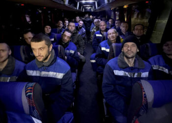 Морпіх з Бердянська повернувся з полону – історія родини | Новости Запорожья