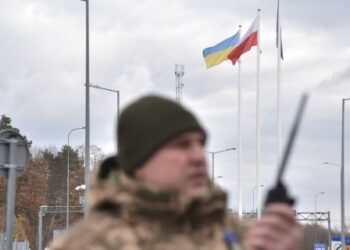 На кордоні затримали жінку, яку два роки розшукували через хабарництво