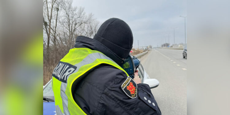 На порушників швидкості на дорогах склали протоколи