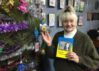 Переселенка з окупованої Якимівки видала емоційну книгу – про що вона  | Новости Запорожья