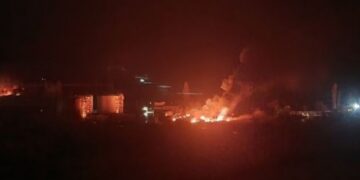 Під час російської атаки на Миколаїв, ворожий “шахед” влучив в одно із бюджетоутворюючих підприємств міста (Фото, Видео) » Миколаївський Оглядач