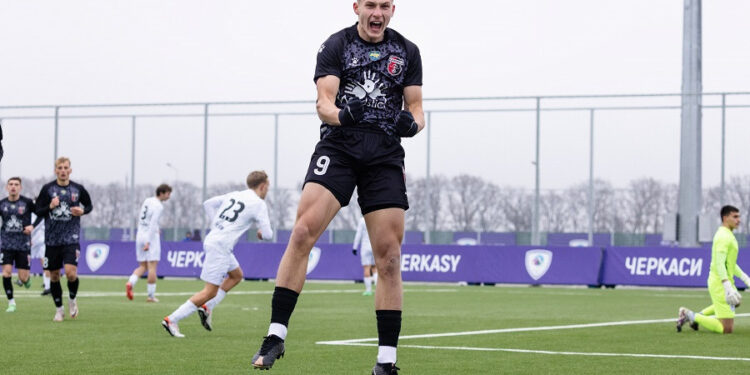 П’ятий десяток гостьових юнацьких хет-триків закрив форвард рівненського «Вереса»