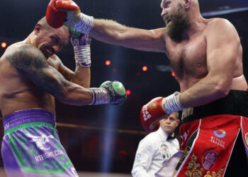 Промоутер назвал причину, почему судьи реванша Усик – Фьюри оценили бой неправильно – Спорт ):Бокс