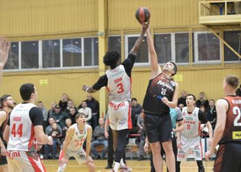 Рівне вдома поступилось у близькому матчі Черкаським Мавпам: фотогалерея – Федерація баскетболу України