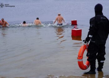 Рятувальники розповіли, як на Черкащині відзначили Водохреще 
