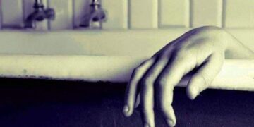 Тіло лежало у ванній місяць – загадкова смерть у Тернополі