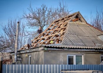 У Черкаському районі ліквідовують наслідки нічної атаки ворога (ФОТО)