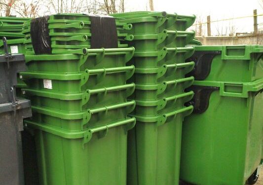 У Чорткові закупили сміттєвих контейнерів на 112 000 грн